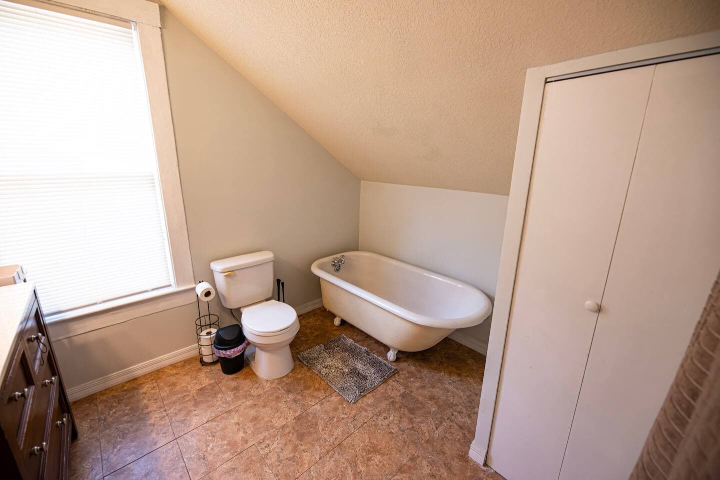 Upstairs - Hillman — photo 14